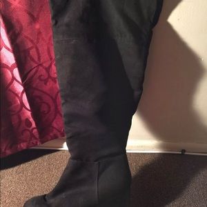 Black boots size 13 W knee high